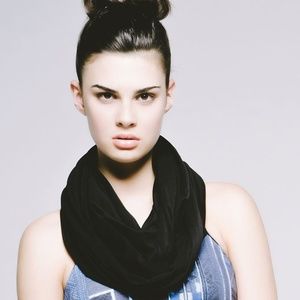Women's Black Infinity Scarf